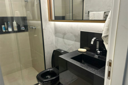 APARTAMENTO MOBILIADO NO CAMPO BELO