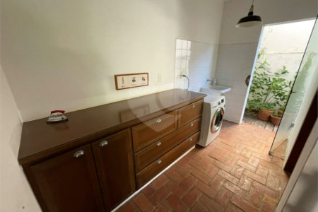 CASA CONDOMINIO DAMHA II
