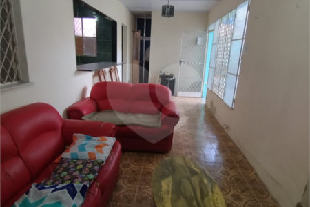 Casa à venda com 3 quartos em Campo Grande, Rio de Janeiro, RJ