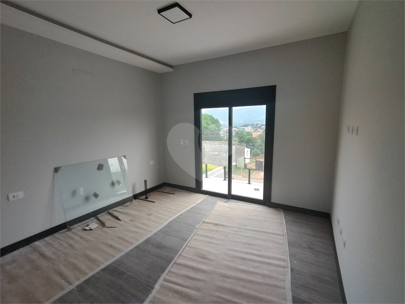Casa em condomínio à venda com 3 suítes em Condomínio Altos da Floresta, Atibaia, SP
