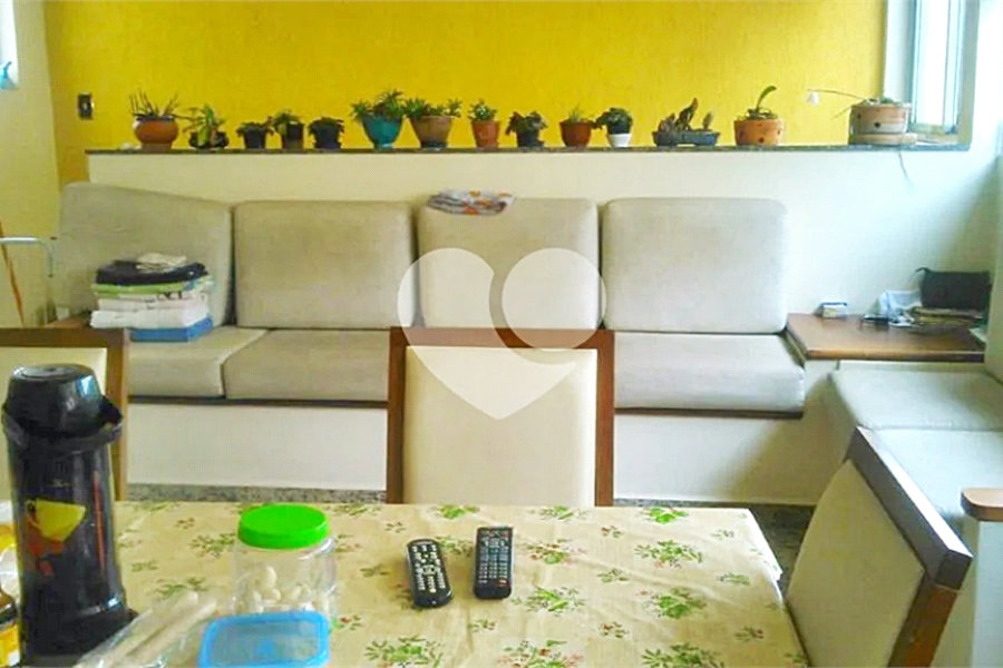 Sobrado à venda com 4 quartos, sendo 2 suítes, em Tucuruvi, São Paulo, SP