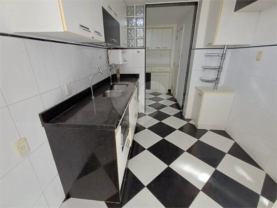 Apartamento à venda com 4 quartos, sendo 1 suíte, em Tijuca, Rio de Janeiro, RJ