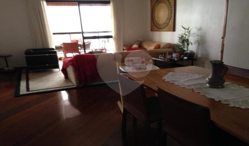 Apartamento à venda com 3 quartos, sendo 2 suítes, em Brooklin, São Paulo, SP