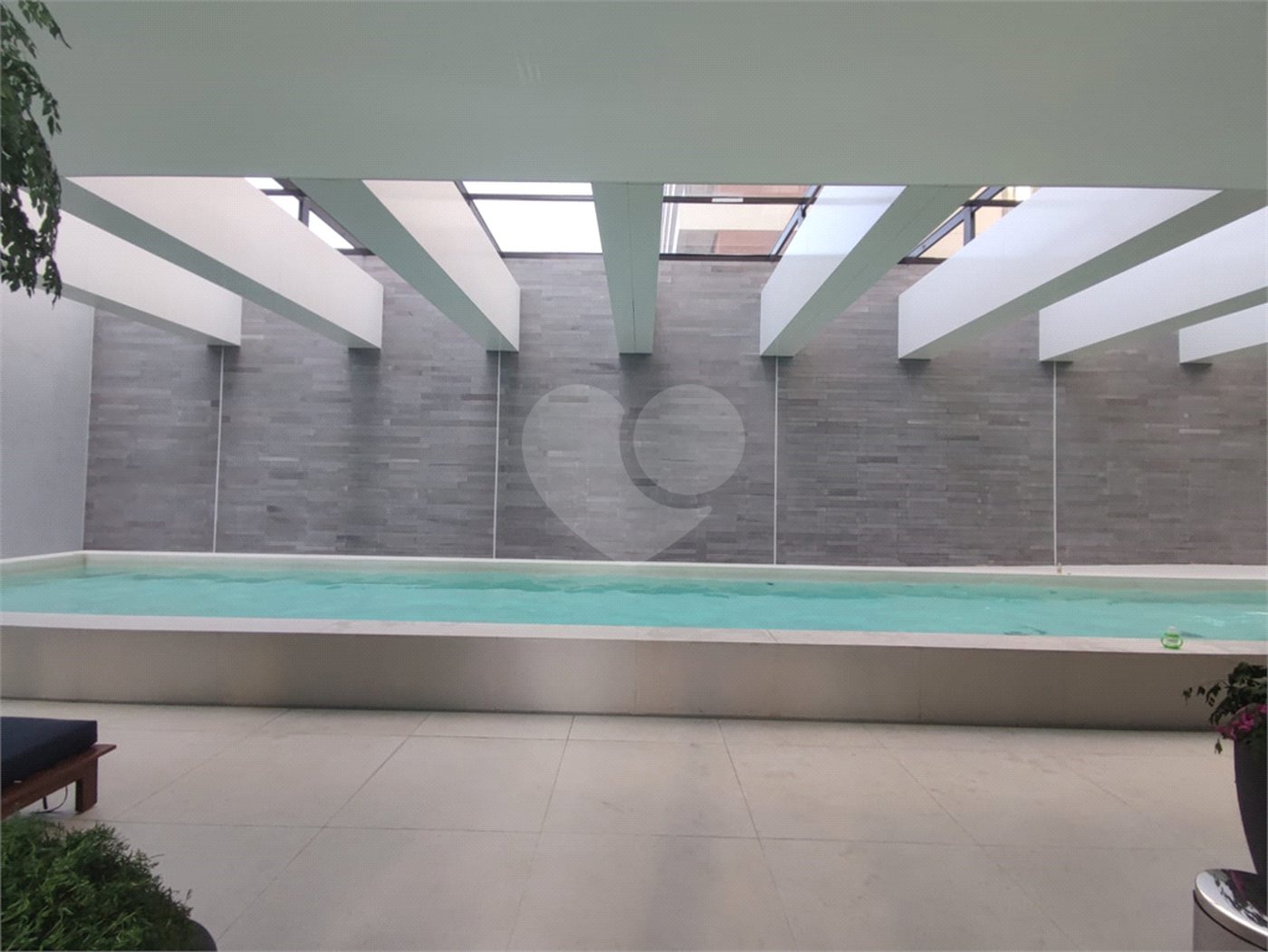 Apartamento à venda com 4 suítes em Jardim Leonor, São Paulo, SP