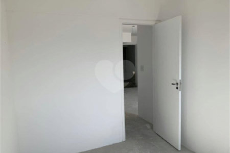 Apartamento à venda com 2 quartos em Vila Galvão, Guarulhos, SP