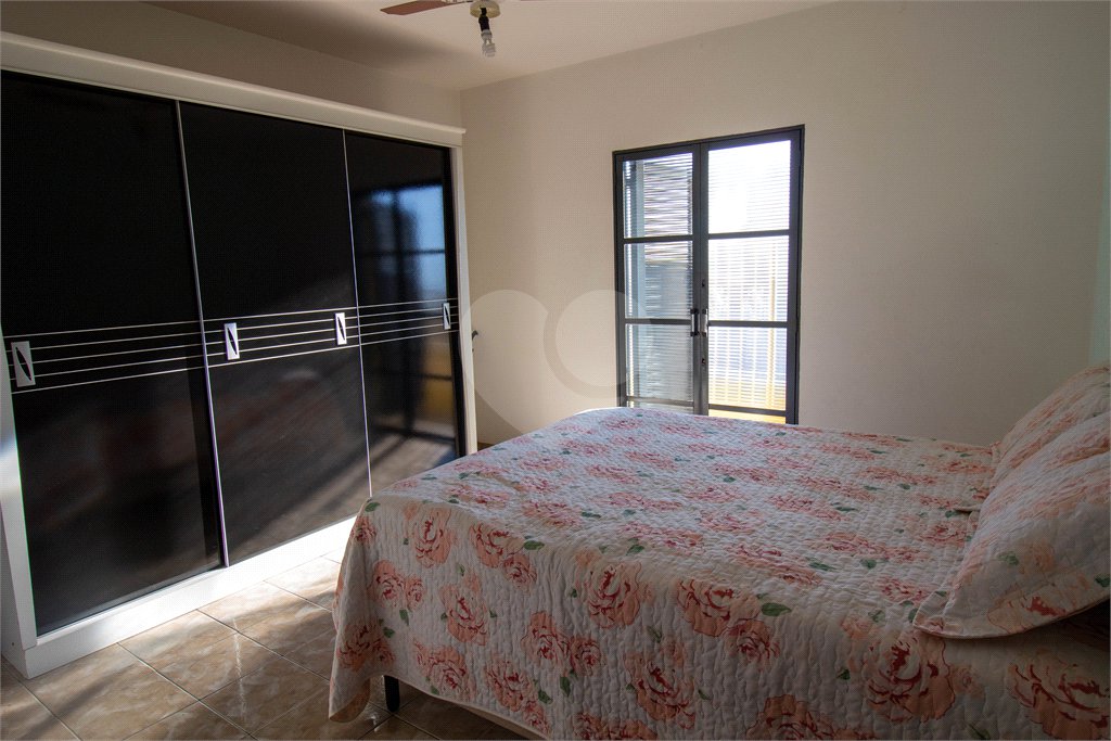 Casa à venda com 2 quartos em Jardim Brasil, São Roque, SP