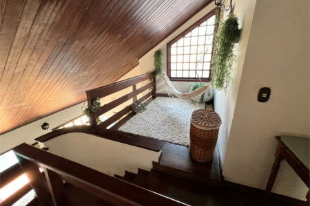 Casa à venda com 4 quartos, sendo 3 suítes, em Chácara Monte Alegre, São Paulo, SP