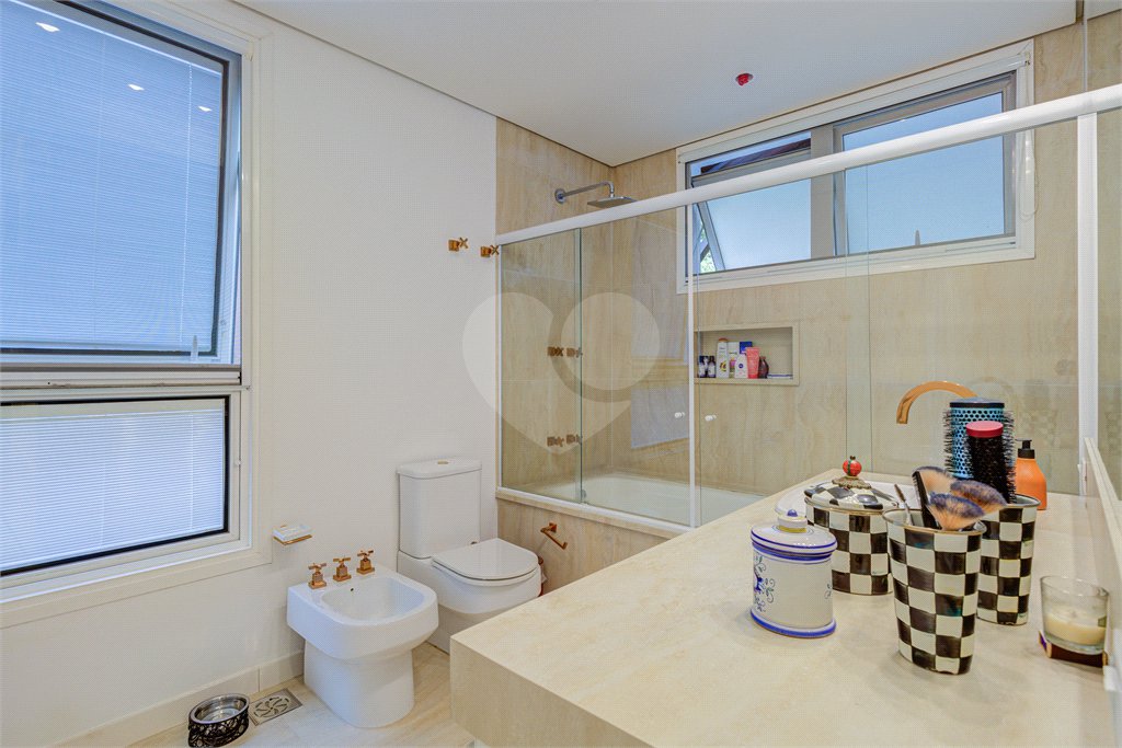 Casa de Vila à venda com 3 quartos, sendo 2 suítes, em Alto da Boa Vista, São Paulo, SP