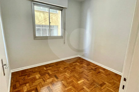 Apartamento à venda com 3 quartos em Cerqueira César, São Paulo, SP