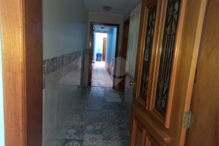 Sobrado à venda com 4 quartos, sendo 2 suítes, em Vila Hamburguesa, São Paulo, SP
