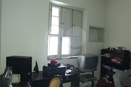 Apartamento à venda com 3 quartos em São Cristóvão, Rio de Janeiro, RJ