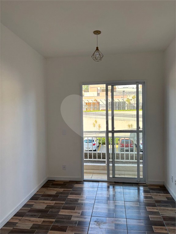 Apartamento à venda com 2 quartos em Jardim Rodrigues Alves, Ferraz de Vasconcelos, SP