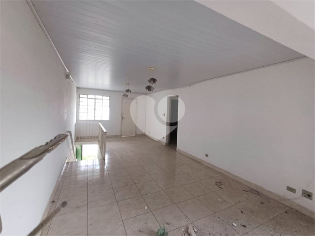 Sobrado à venda ou para alugar com 3 quartos, sendo 1 suíte,  em Tremembé, São Paulo, SP