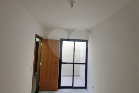Sobrado à venda com 3 quartos, sendo 1 suíte, em Vila Romero, São Paulo, SP
