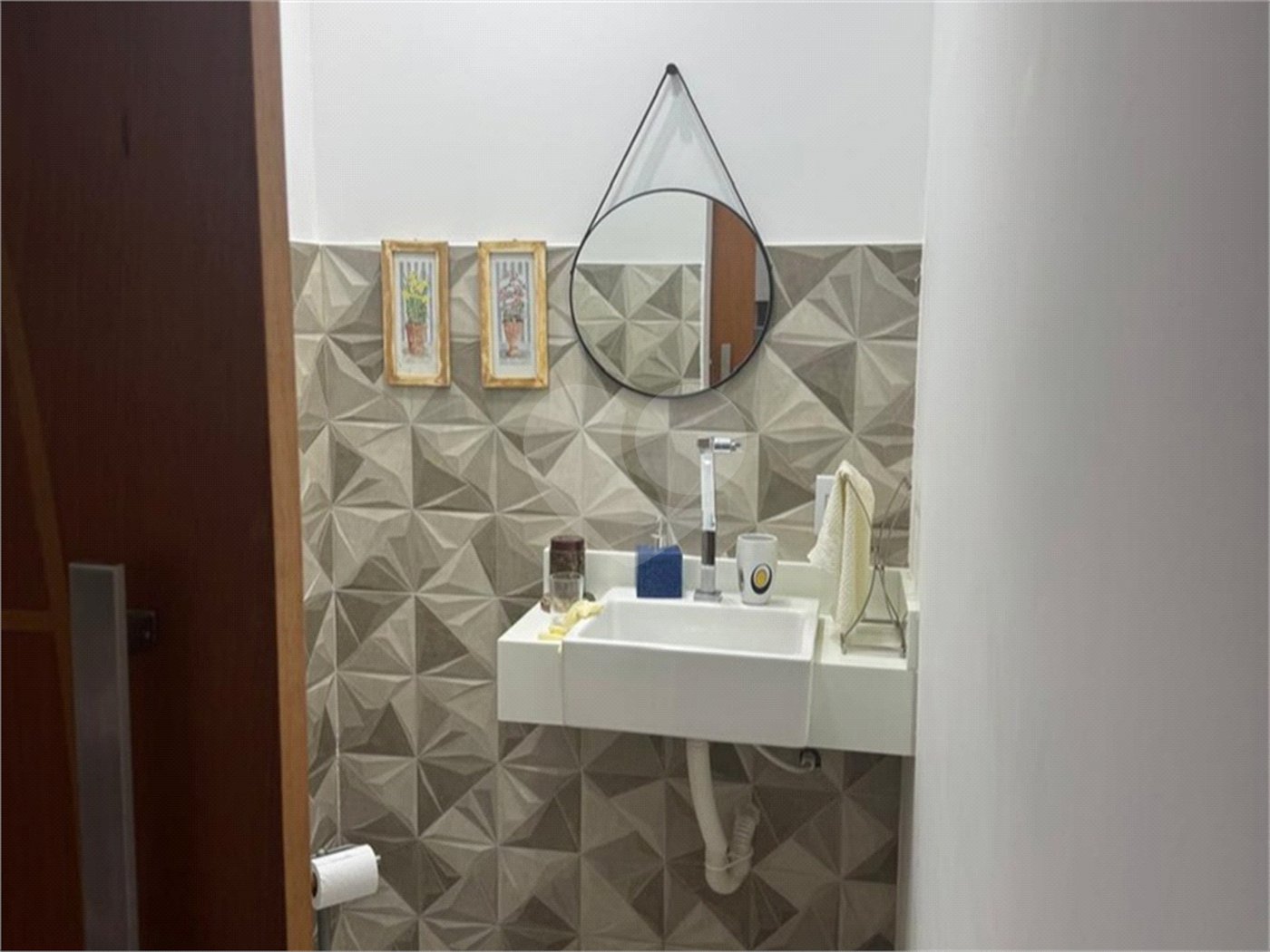 Casa à venda com 3 quartos, sendo 1 suíte,  no condomínio Campos do Conde, Sorocaba - SP