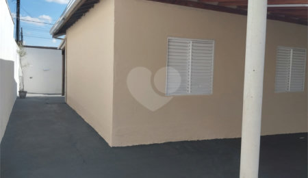 Casa à venda com 2 quartos em Jardim Roberto Selmi Dei, Araraquara, SP