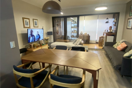 Apartamento à venda com 2 quartos, sendo 1 suíte,  em Vila Monumento, São Paulo, SP