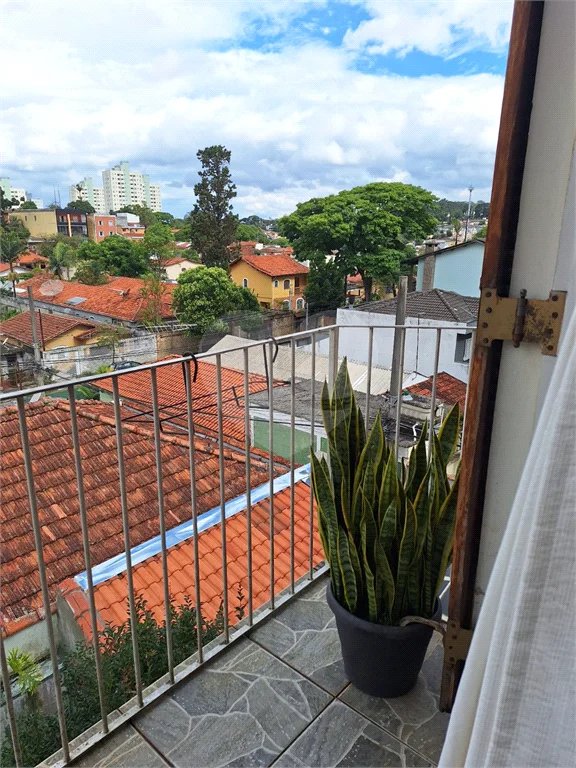 Sobrado à venda com 3 quartos, sendo 1 suíte, em Vila Irmãos Arnoni, São Paulo, SP
