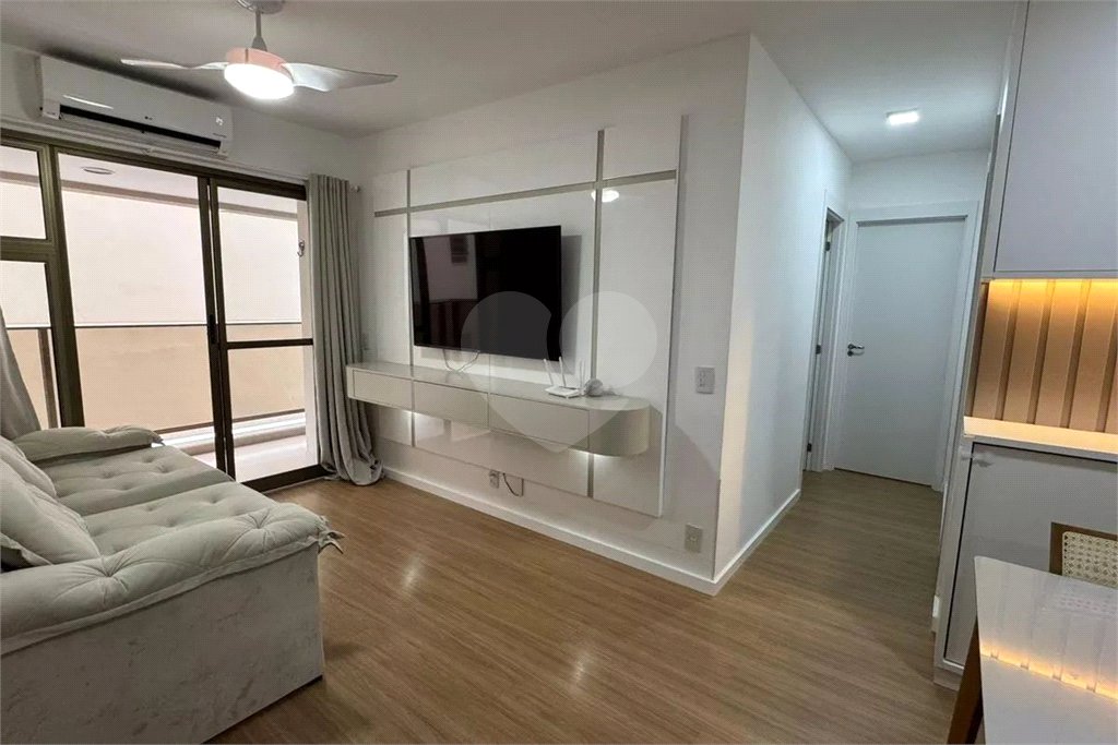 Apartamento à venda com 2 quartos, sendo 1 suíte, em Tijuca, Rio de Janeiro, RJ