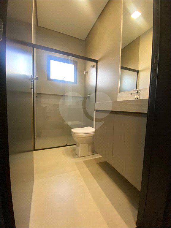 Casa à venda com 4 suítes no condomínio Campo de Toscana, Vinhedo - SP