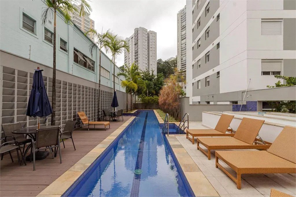 Apartamento à venda com 2 quartos, sendo 1 suíte, em Vila Andrade, São Paulo, SP