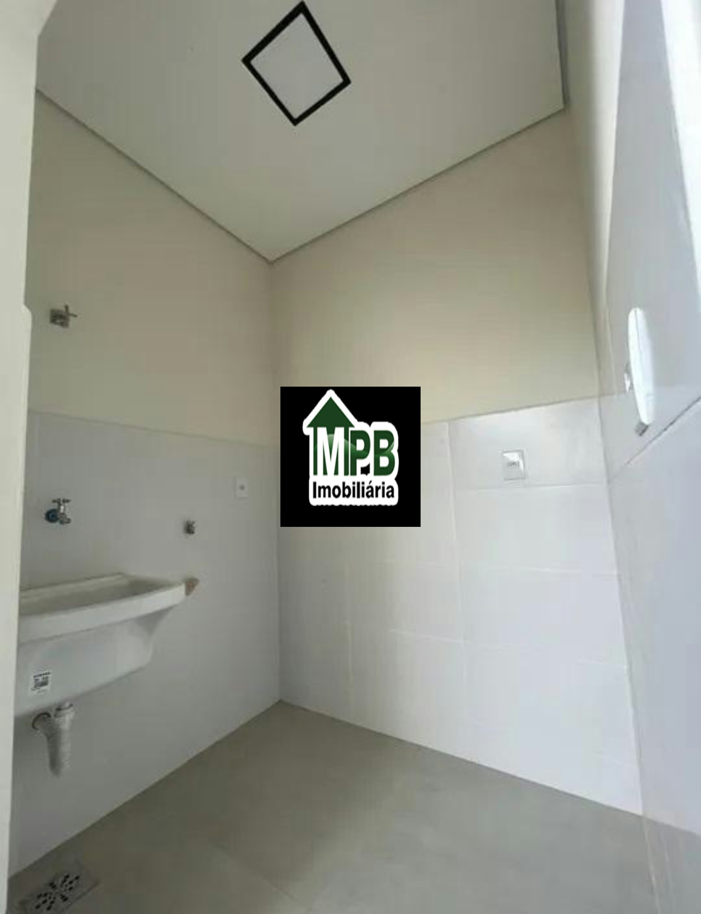 Casa à venda com 3 quartos, sendo 2 suítes, no condomínio Residencial Jardim Sorocaba, Sorocaba - SP