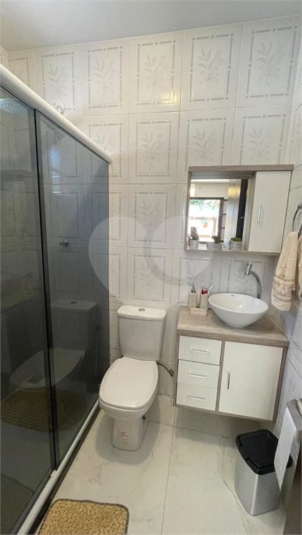 Casa à venda com 4 quartos, sendo 2 suítes, em Caravelas, Armação dos Búzios, RJ