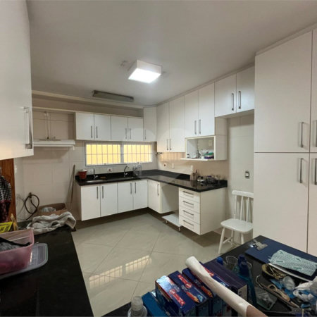 Sobrado à venda com 4 quartos, sendo 1 suíte,  em Vila Cordeiro, São Paulo, SP