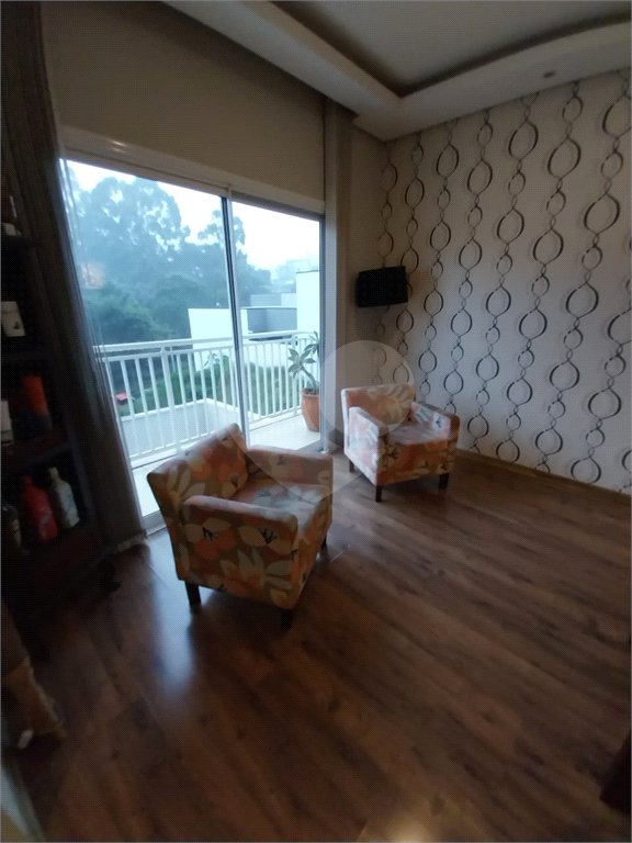 Casa à venda com 3 quartos, sendo 1 suíte, no condomínio Mosaico da Serra, Mogi das Cruzes - SP