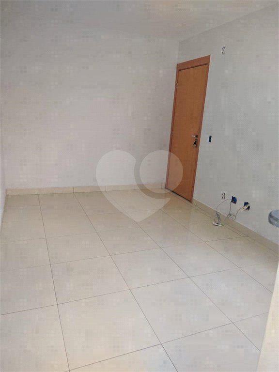 Apartamento à venda com 2 quartos em Coophema, Cuiabá, MT