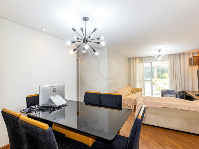 Apartamento à venda com 3 quartos, sendo 2 suítes,  em Chácara Santo Antônio (zona Sul), São Paulo, SP