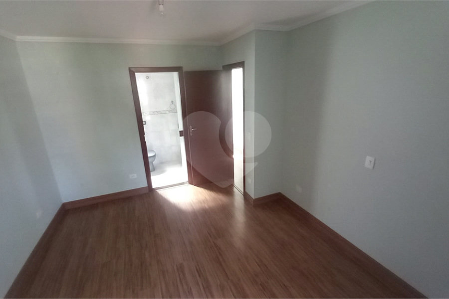 Sobrado à venda com 4 quartos, sendo 2 suítes, em Tremembé, São Paulo, SP