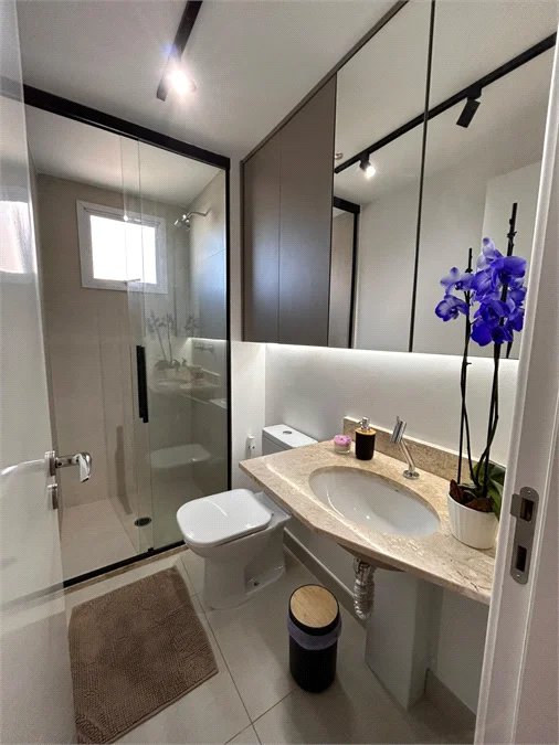 Apartamento à venda com 3 quartos, sendo 1 suíte,  em Vila Andrade, São Paulo, SP