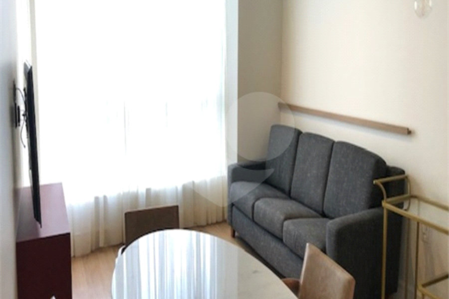 Flat à venda com 1 suíte em Santana, São Paulo, SP