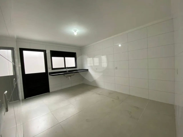 Sobrado à venda com 3 quartos, sendo 1 suíte,  em Vila Guilherme, São Paulo, SP