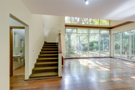 Casa à venda com 4 quartos, sendo 3 suítes, em Jardim Marajoara, São Paulo, SP