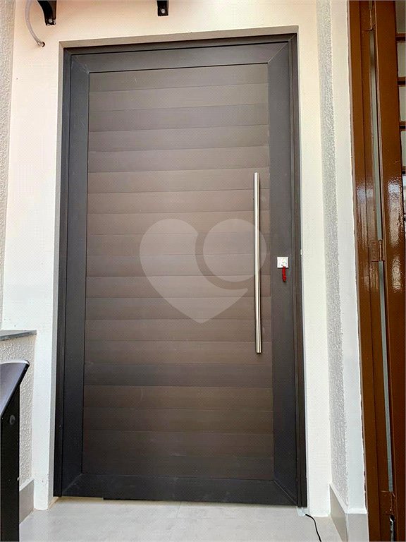Casa à venda com 3 suítes em Vila Amorim, Suzano, SP