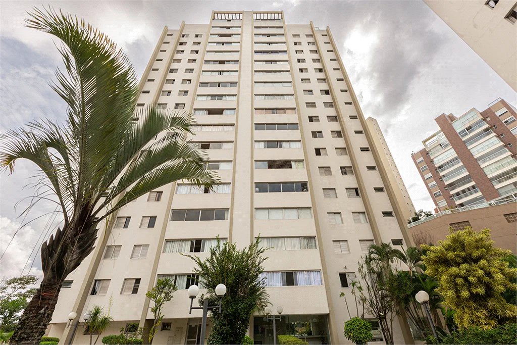 Apartamento à venda com 3 quartos, sendo 2 suítes, em Alto da Lapa, São Paulo, SP