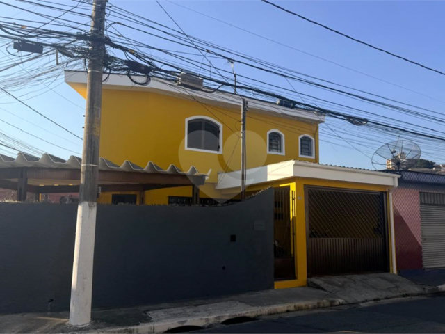 Sobrado à venda com 3 quartos, sendo 1 suíte,  em Vila Aurora (zona Norte), São Paulo, SP