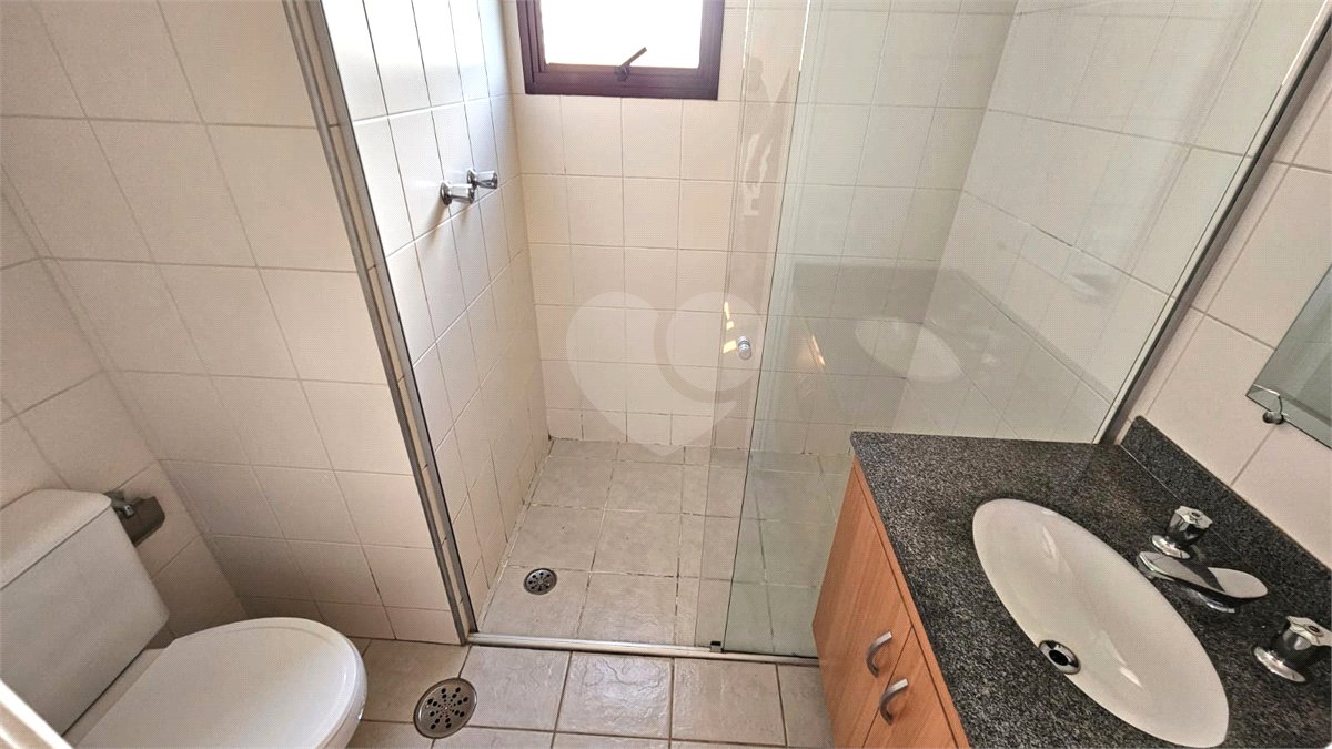 Apartamento para alugar com 3 quartos, sendo 1 suíte, em Alto da Boa Vista, São Paulo, SP