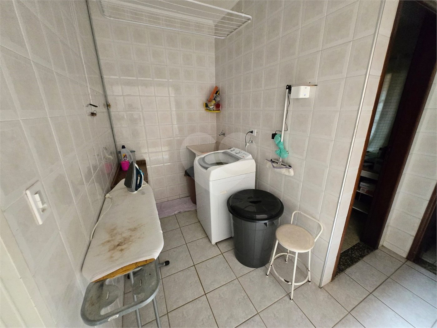Sobrado à venda com 3 suítes em Chora Menino, São Paulo, SP