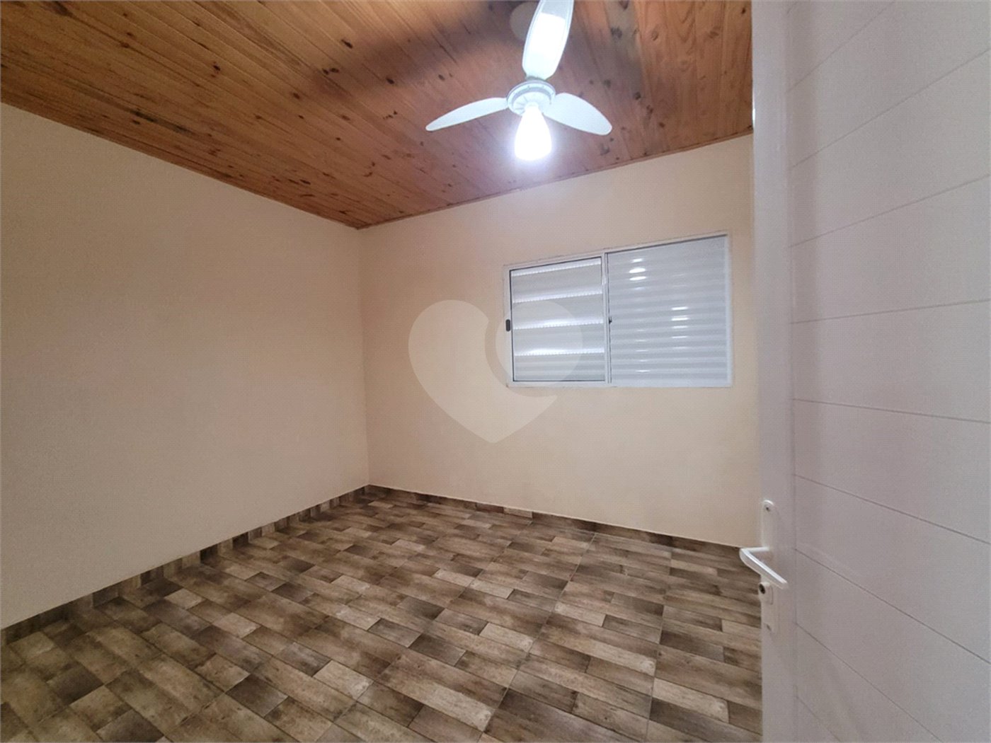 Chácara à venda com 2 quartos, sendo 1 suíte, em Chácaras Copaco, Arujá, SP