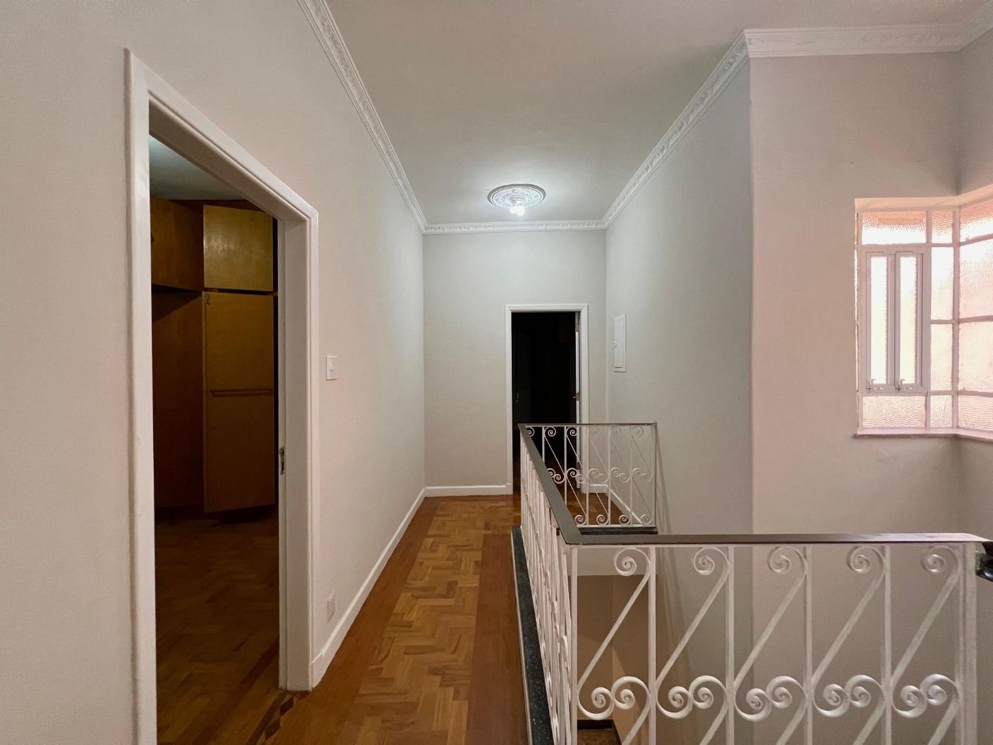 Casa com 4 dormitórios para alugar, 335 m² por R$ 21.181,12 - Gonzaga - Santos/SP
