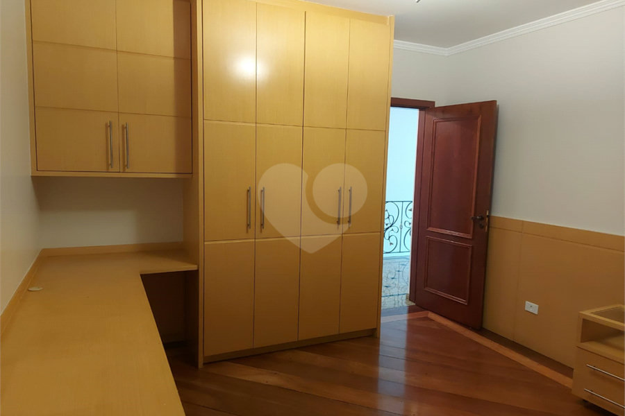 Sobrado para alugar com 3 suítes em Tremembé, São Paulo, SP