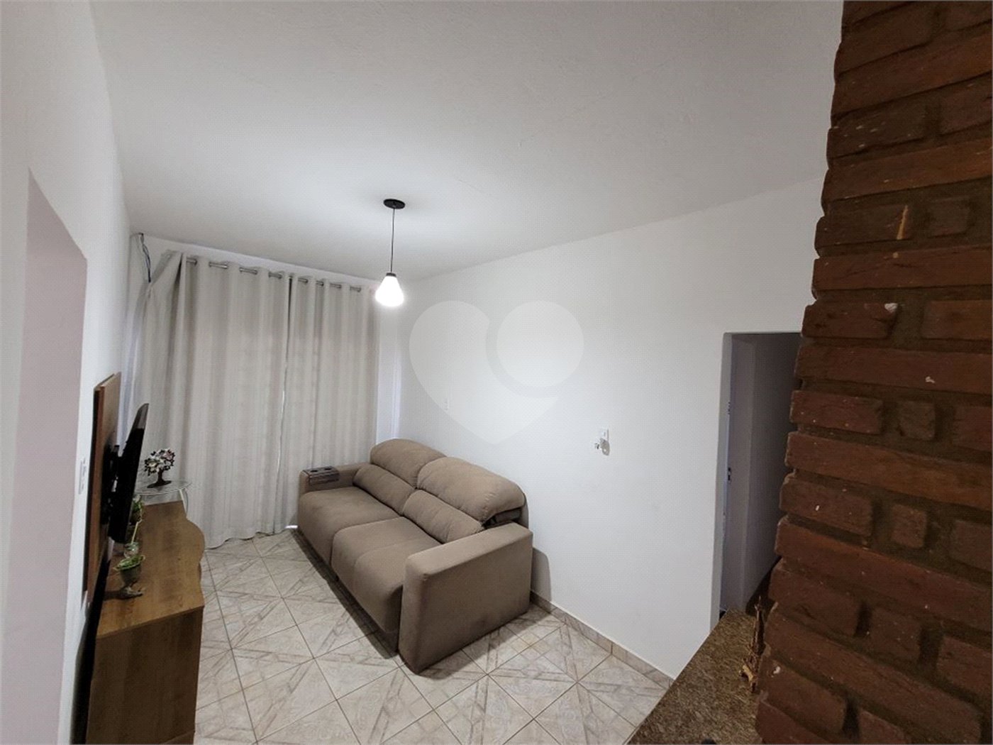 Chácara à venda com 3 quartos, sendo 1 suíte,  em Jardim Imperial, Atibaia, SP