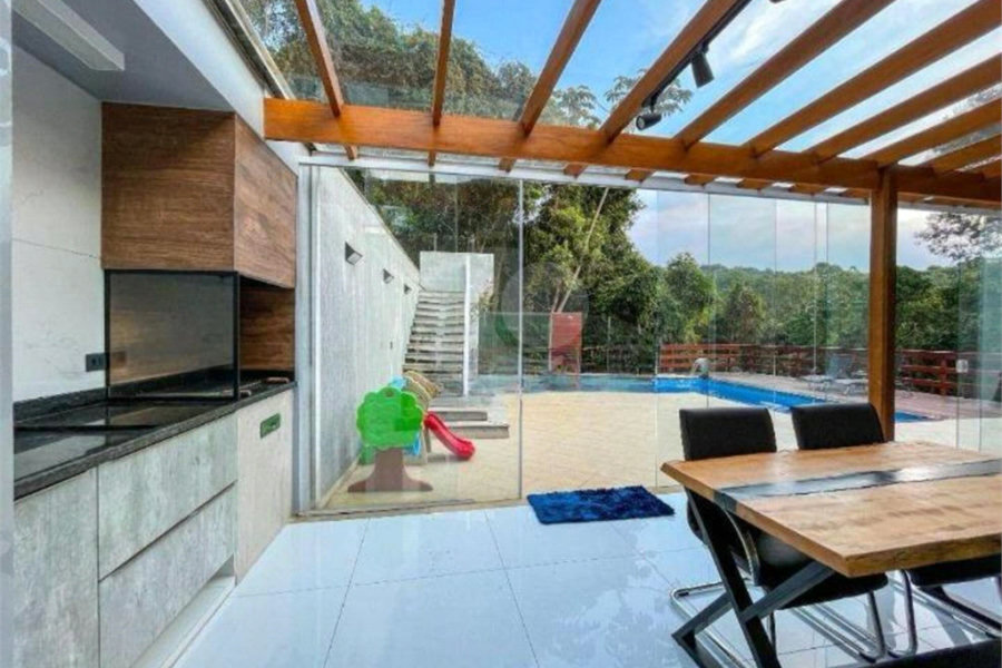 Casa à venda ou para alugar com 4 suítes no condomínio Associação Reserva das Hortênsias, Mairiporã - SP