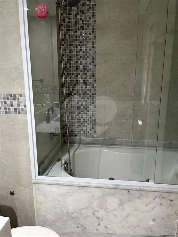 Apartamento à venda com 3 quartos, sendo 1 suíte, em Vila Firmiano Pinto, São Paulo, SP