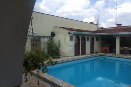 Casa Térrea à venda com 5 quartos, sendo 1 suíte,  em Jardim Dom Bosco, Indaiatuba, SP
