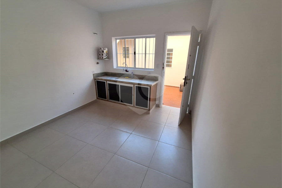 Sobrado à venda com 2 quartos em Parada Inglesa, São Paulo, SP