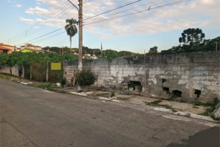 Terreno à venda em Parque Santa Rosa, Suzano, SP